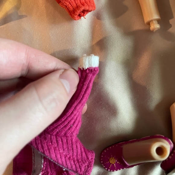 (SOLD) Campfire Cloe (2005) | Bratz - Picture 10 of 14